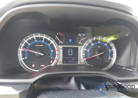 2016 Toyota 4Runner Sr5 Premium z USA, uszkodzony, nr VIN JTEBU5JR0G5390596